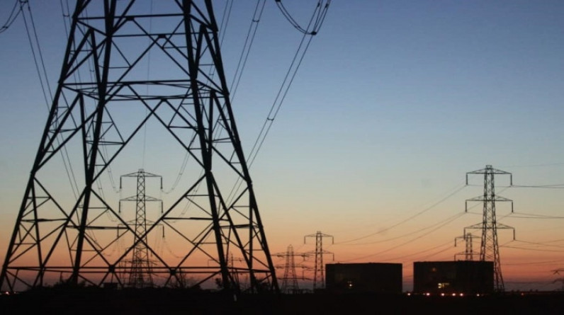 مسؤول: فرنسا قد تتعرض لانقطاع الكهرباء "بضعة أيام" هذا الشتاء